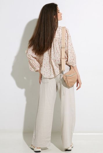 Beige bloes met bloemenprint Becky Flower 
