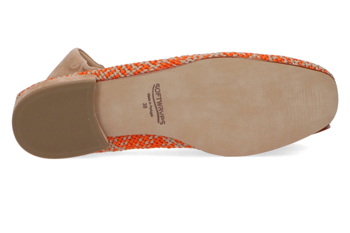 Mandarine ballerina's Softwaves