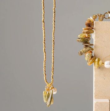 Vintage gouden hematiet ketting parel en granaat chips hangers Olivio Murielle Perrotti