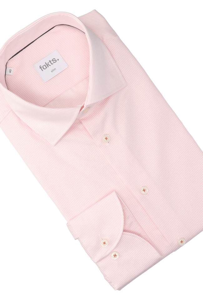 Wit katoenen hemd ( slim fit) met roze strepen en lange mouwen Fakts
