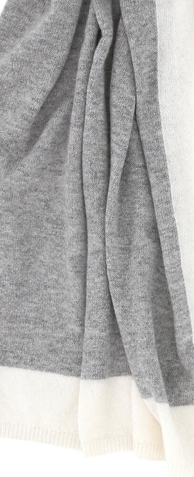 Grijze wollen sjaal L'immagine