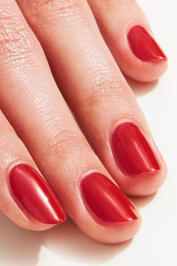Classic red nagellak Gitti