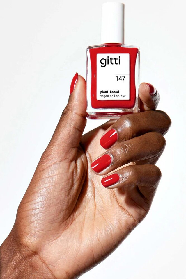 Real red nagellak Gitti