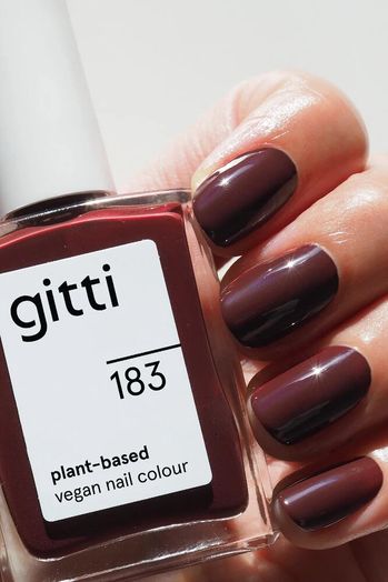 Precious plum bordeaux nagellak Gitti