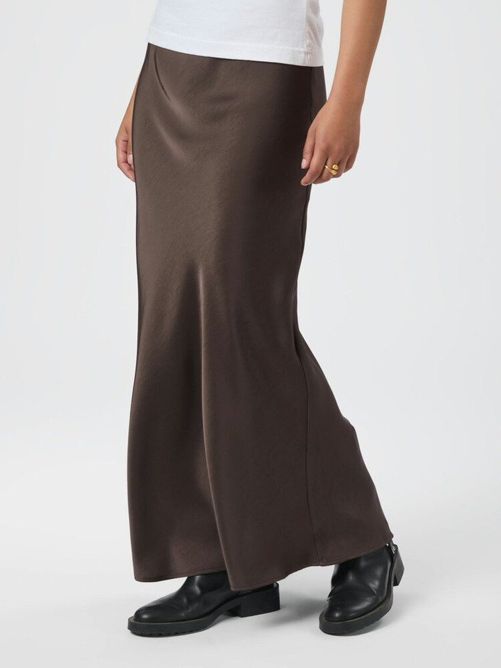 Bruine glanzende rok met elastiek Vicky Neo Noir