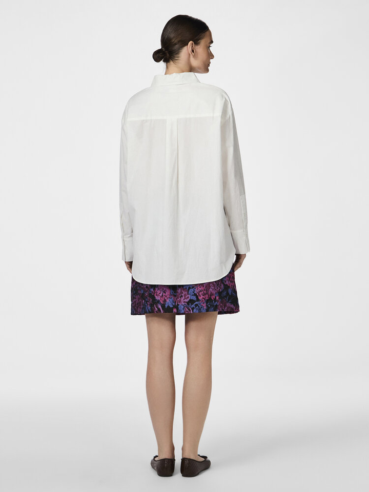 Star white lange bloes Y.A.S