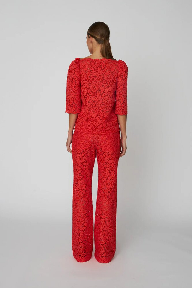 Roodkleurige doorschijnende cropped blouse met korte mouwen Stella Nova