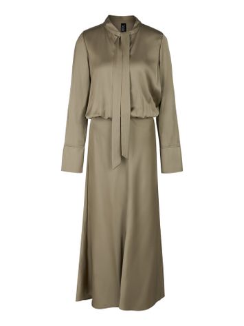 Groene glanzende jurk met strikdetail Marc Cain collections 