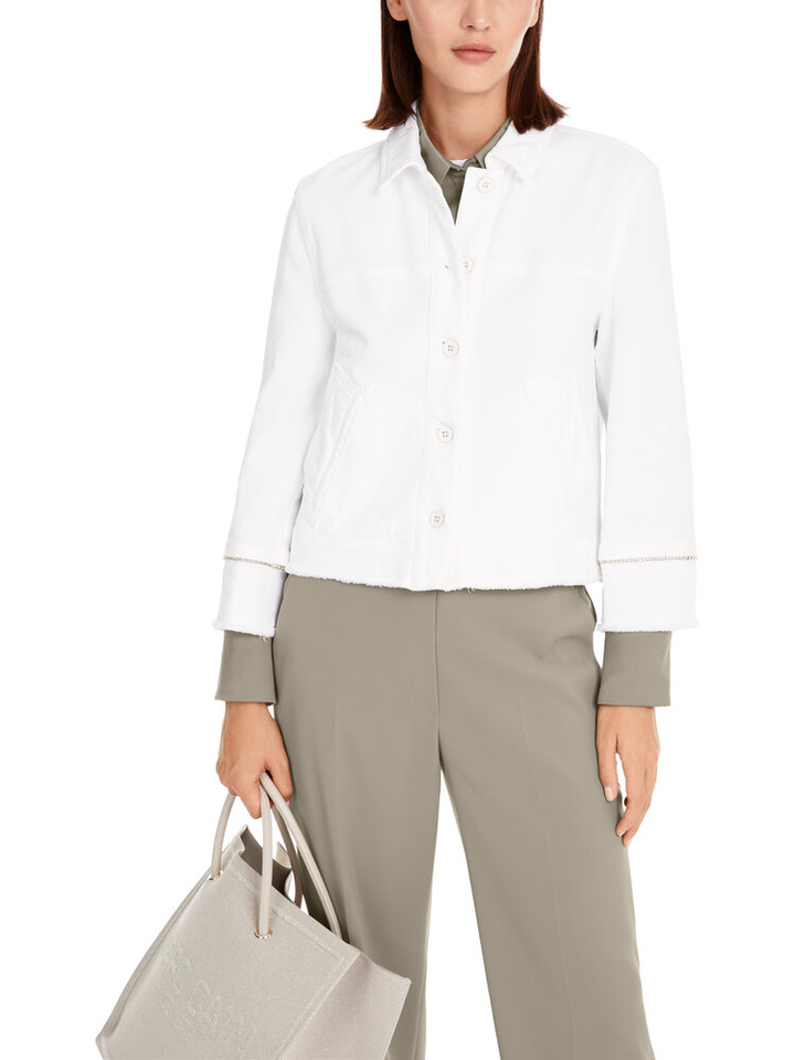Wit jeansjasje met uitgerafelde onderkant Marc Cain collections