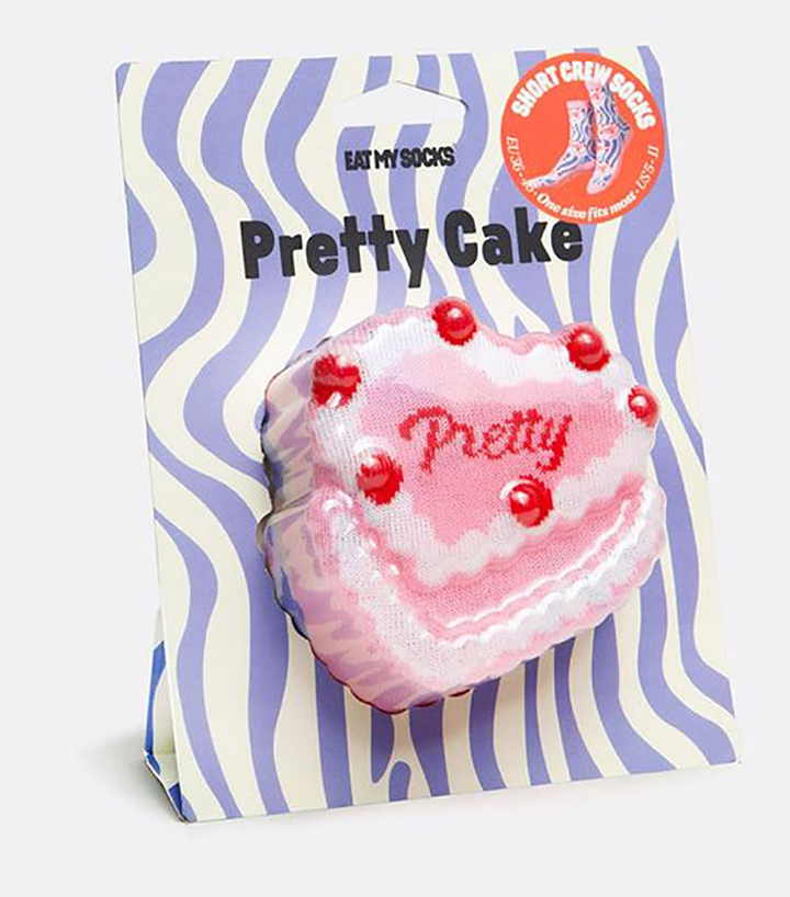 Pretty cake Eat My Socks