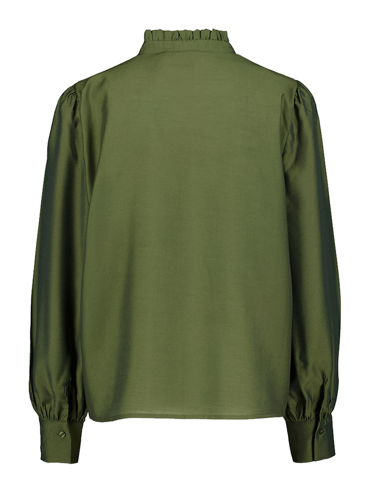 Groene bloes Karlani Ichi