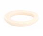 Wit gelakte armband in hars Ellen Beekmans