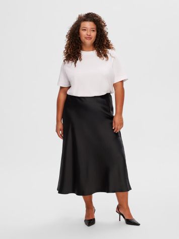 Lange zwarte rok in glanzende stof Selected Femme 