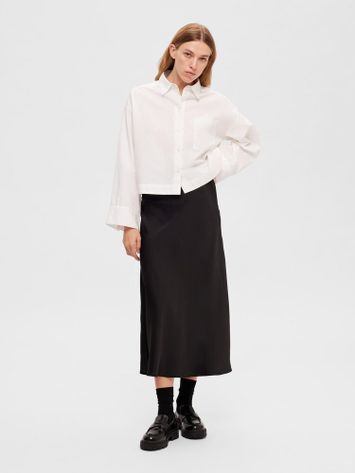 Lange zwarte rok in glanzende stof Selected Femme 