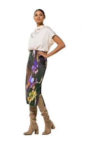 Creme kleureige bloes met watervalkraag Caroline Biss