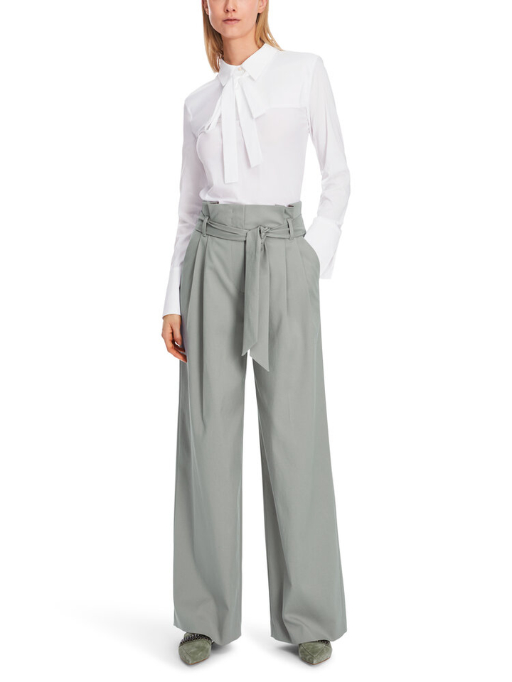 Witte bloes met lint aan kraag Marccain