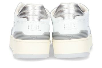 Ivory-ice lage sneakers HUB