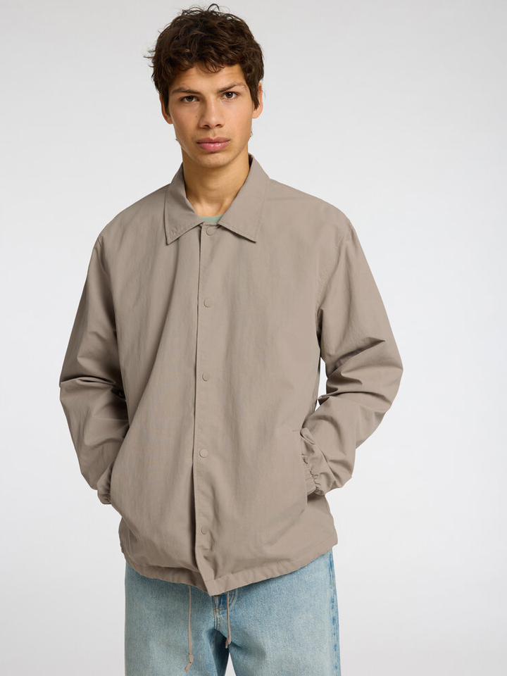 Taupekleurige jas met drukknopen Selected