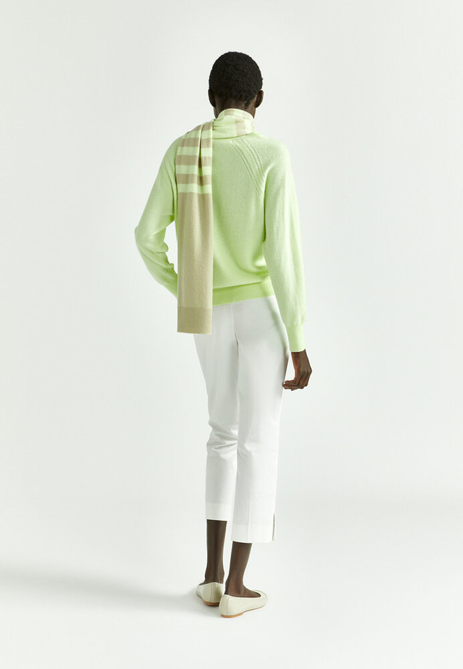 Gele trui met v hals in cashmere