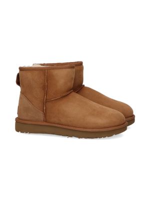 Sand boots Ugg