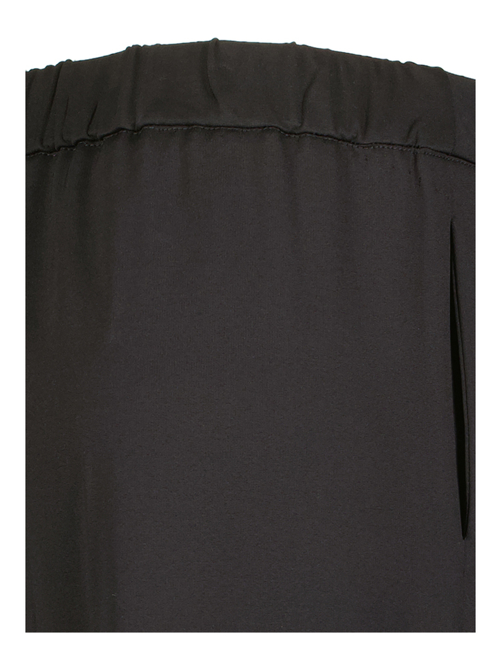 Zwarte Soepelvallende broek Liviana Conti