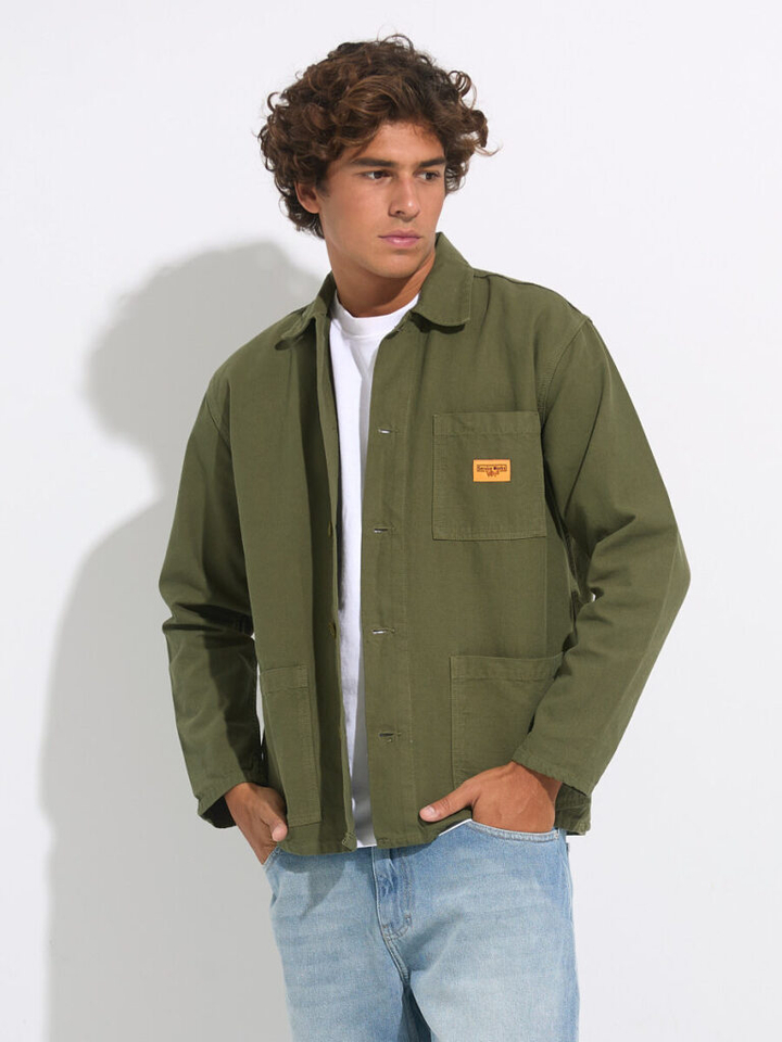 Heren shop the look van Les deux, Selected, Service Works en New Balance Winter 2025 shoot 1