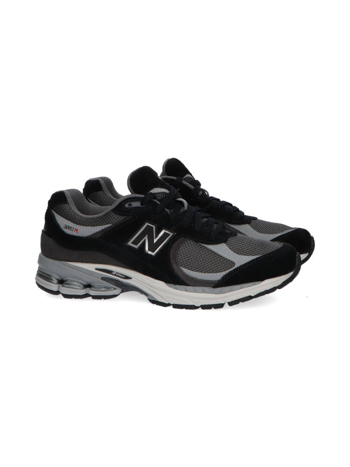 Stijlvolle zwarte sneaker met suede, model 2002R New Balance