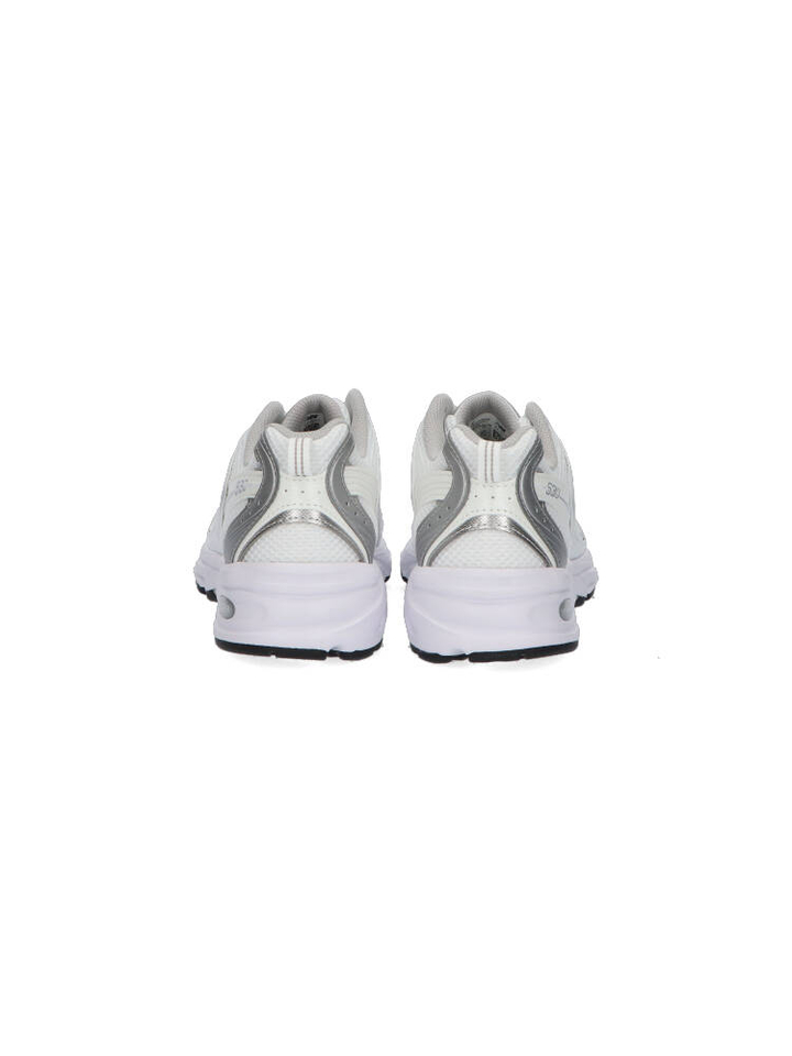 Stijlvolle lage sneaker White silver model 530 New Balance 