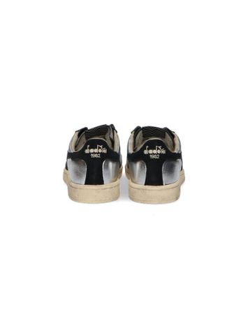 Prestige metal uses lage sneakers Diadora Heritage 
