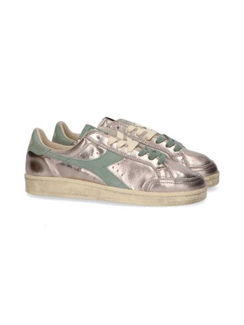 Prestige metal uses lage sneakers Diadora Heritage 