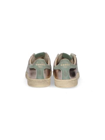 Prestige metal uses lage sneakers Diadora Heritage 