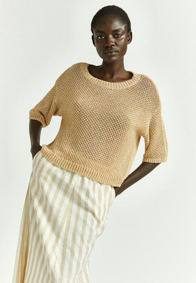 Beige pull Avery Xandres 