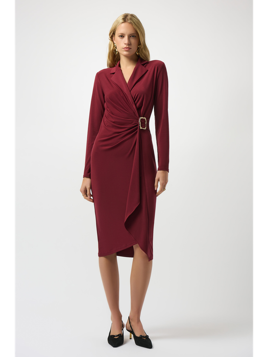 Bordeux kleed met goudkleurig detail in de taille Joseph Ribkoff