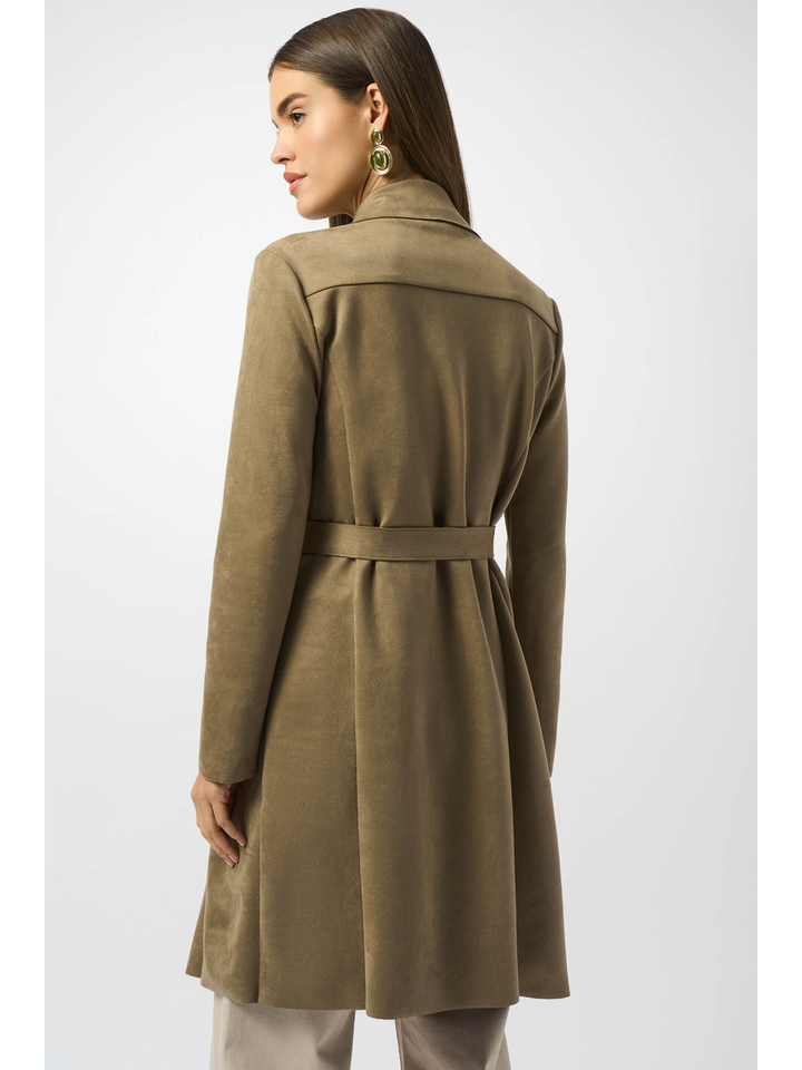 Taupe kleurige mantel in suede Joseph Ribkoff