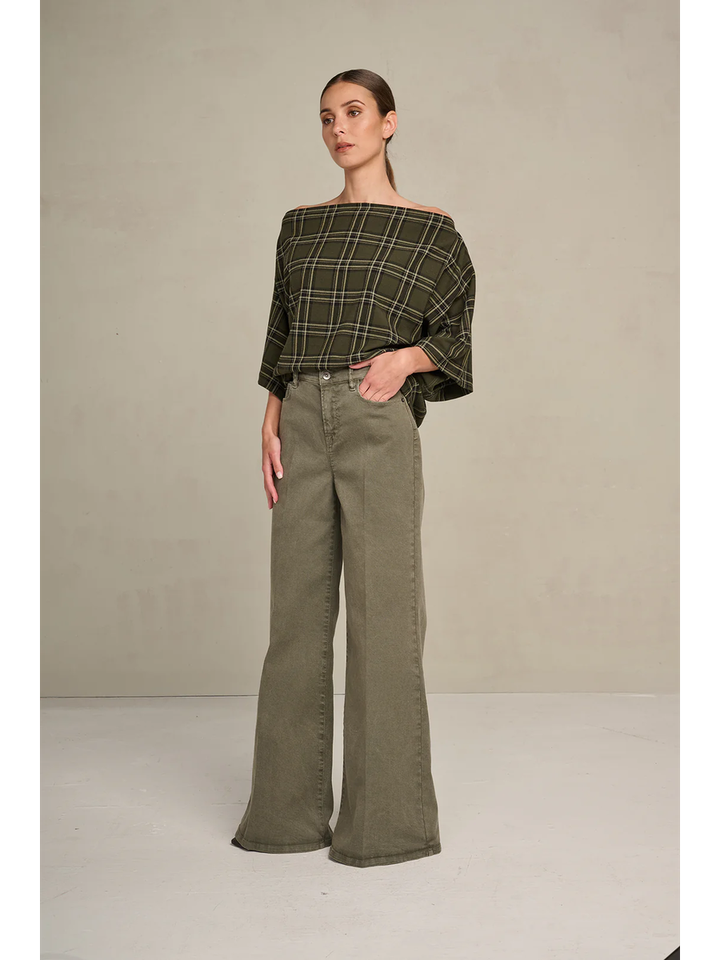 Faded green straight jeans Enrica March23