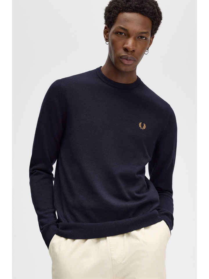 Blauwe trui met okergeel merklogo Fred Perry 