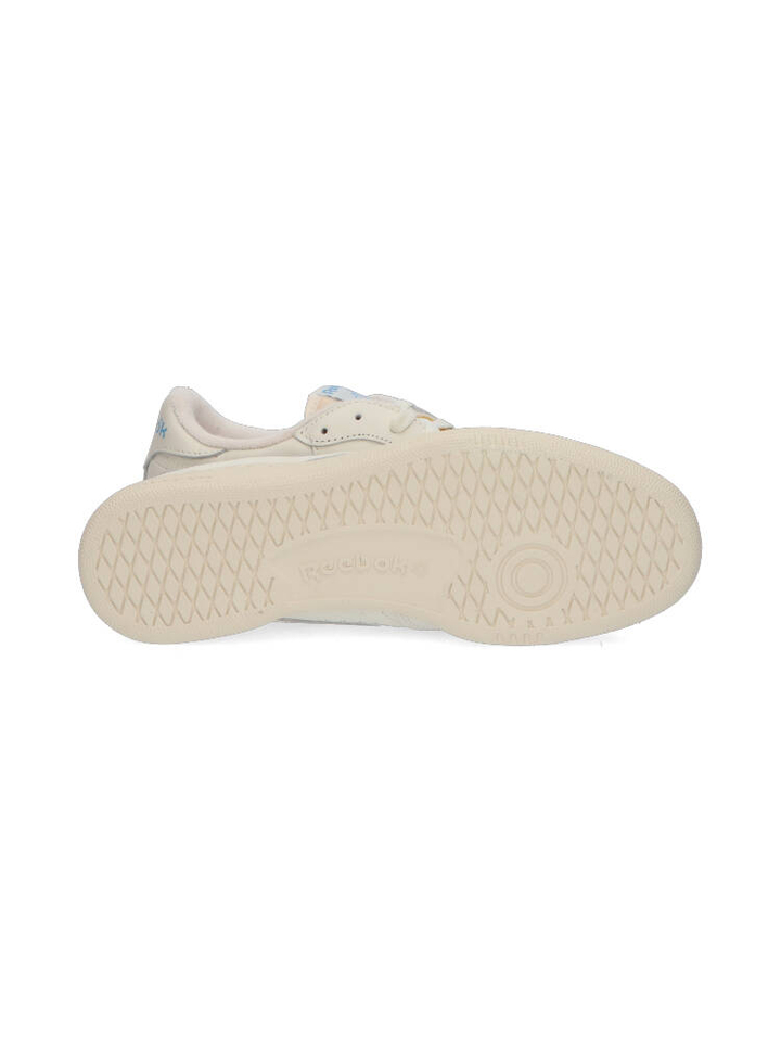 Off white lage sneakers Club 85 vintage Reebok