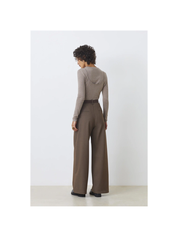 Bruine pantalon met bandplooien Jonas Suncoo