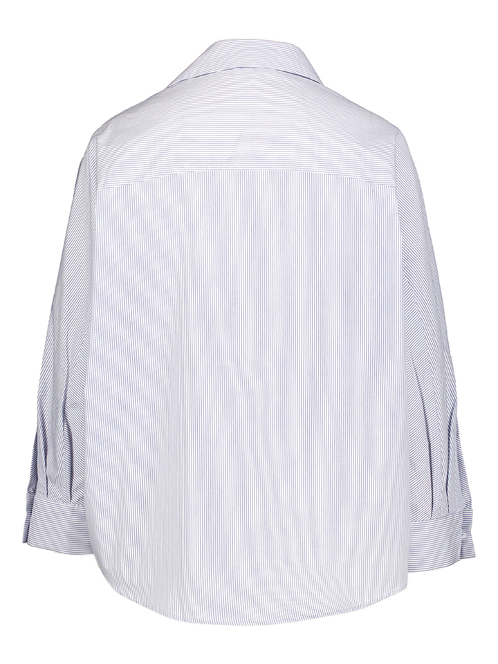 wit/blauw oversized gestreepte bloes met knoopdetail op de mouw Tino Bloes Lalotti