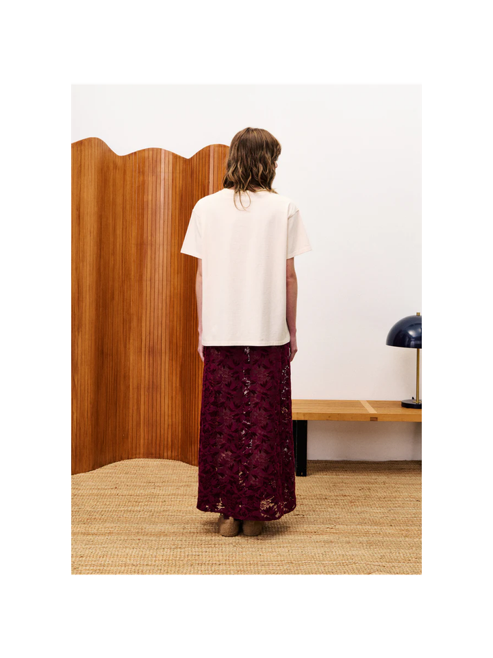 Bordeaux kleurige lange rok in kant met elastiek en rits Herbert FRNCH