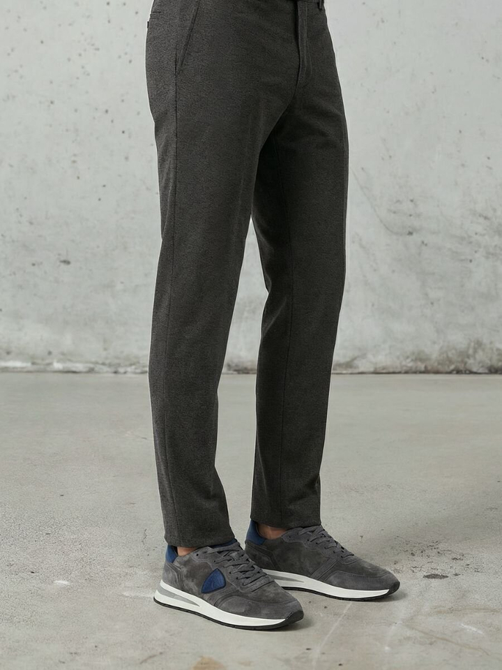 Grijze lage sneakers met blauw accent Tylu Philippe Model 