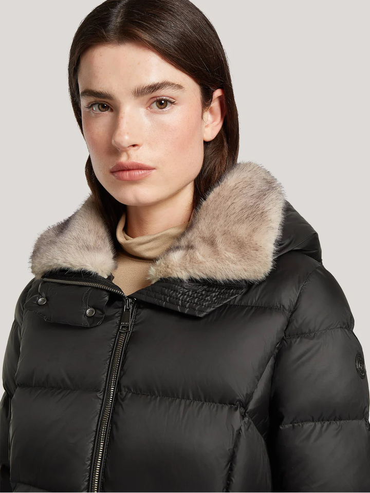 Zwarte pufferjas Porvoo Reset