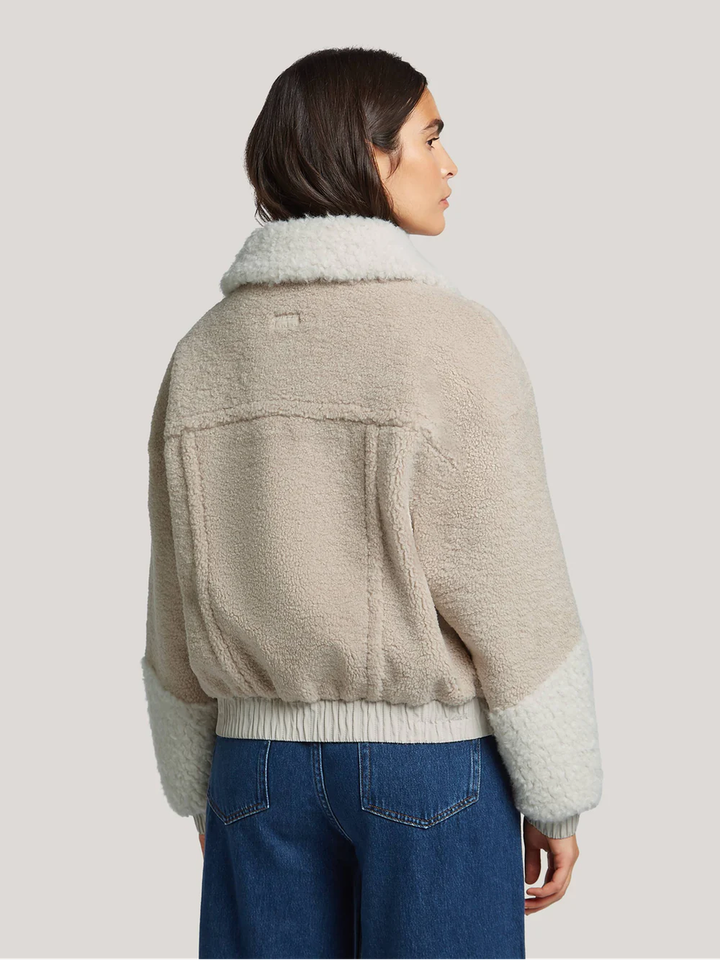 Beige teddy jas Kirsi Reset 