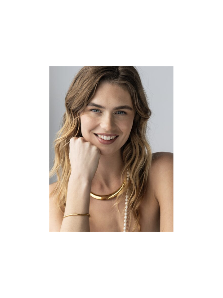 Vergulde organic bangle Ellen Beekmans 
