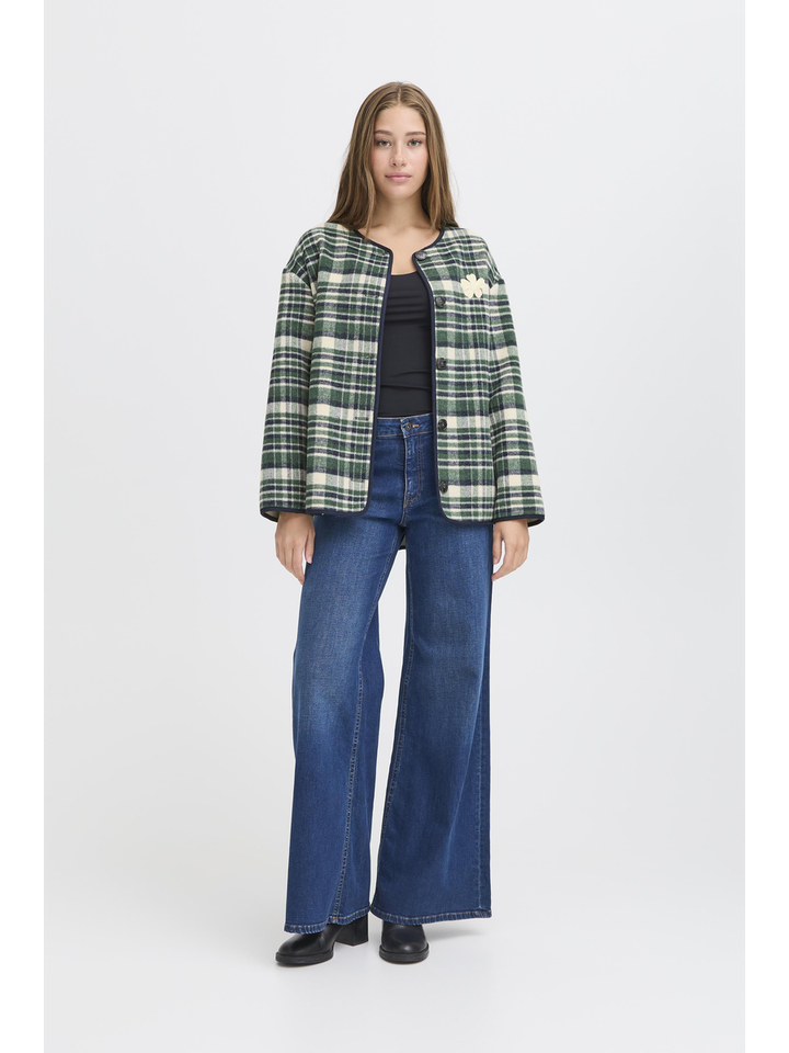 Blauw en groene vest met knopen Johanna Ichi