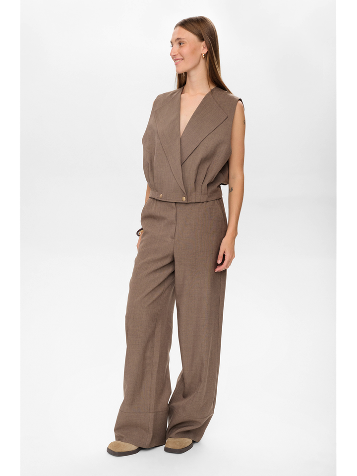 Beige mouwloze gilet Shelly Numph