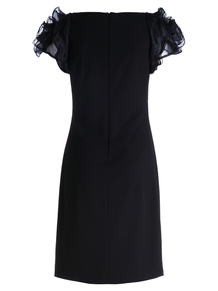 Zwarte feestjurk met speciaal detail aan de schouders Vera Mont