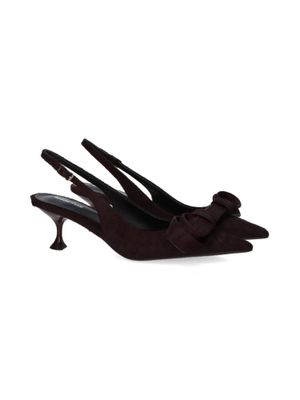 Burgundy pumps Lola Cruz