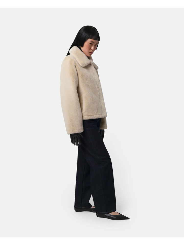 Latte kort mantel Elis Apparis