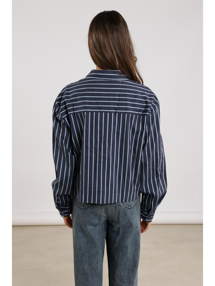 Blauwe gestreepte blouse met zak Ariana Nukus 